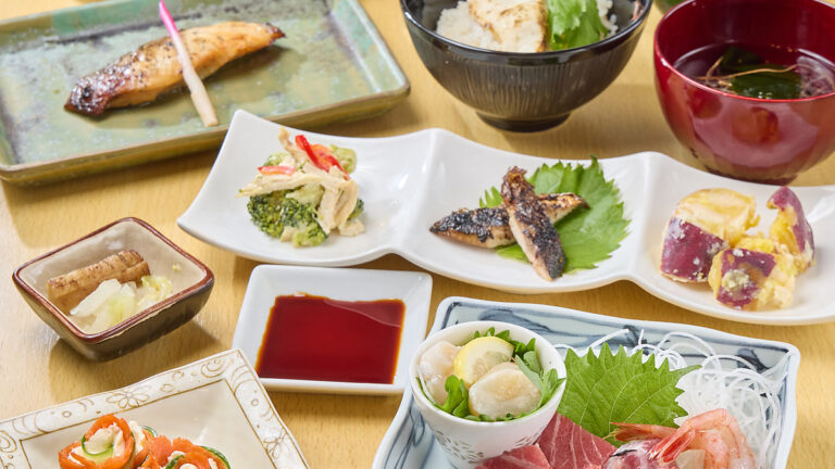 お料理・お酒 Hana｜武庫之荘で旬の和食と一杯を